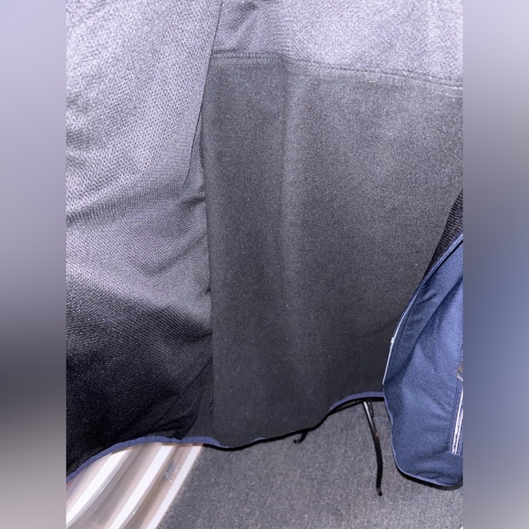 Guess Softshell Hooded Rain Jacket..(men’s)..size XXL..navy - Picture 3 of 8